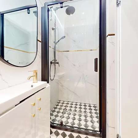 Appartement Na Hozej Warschau